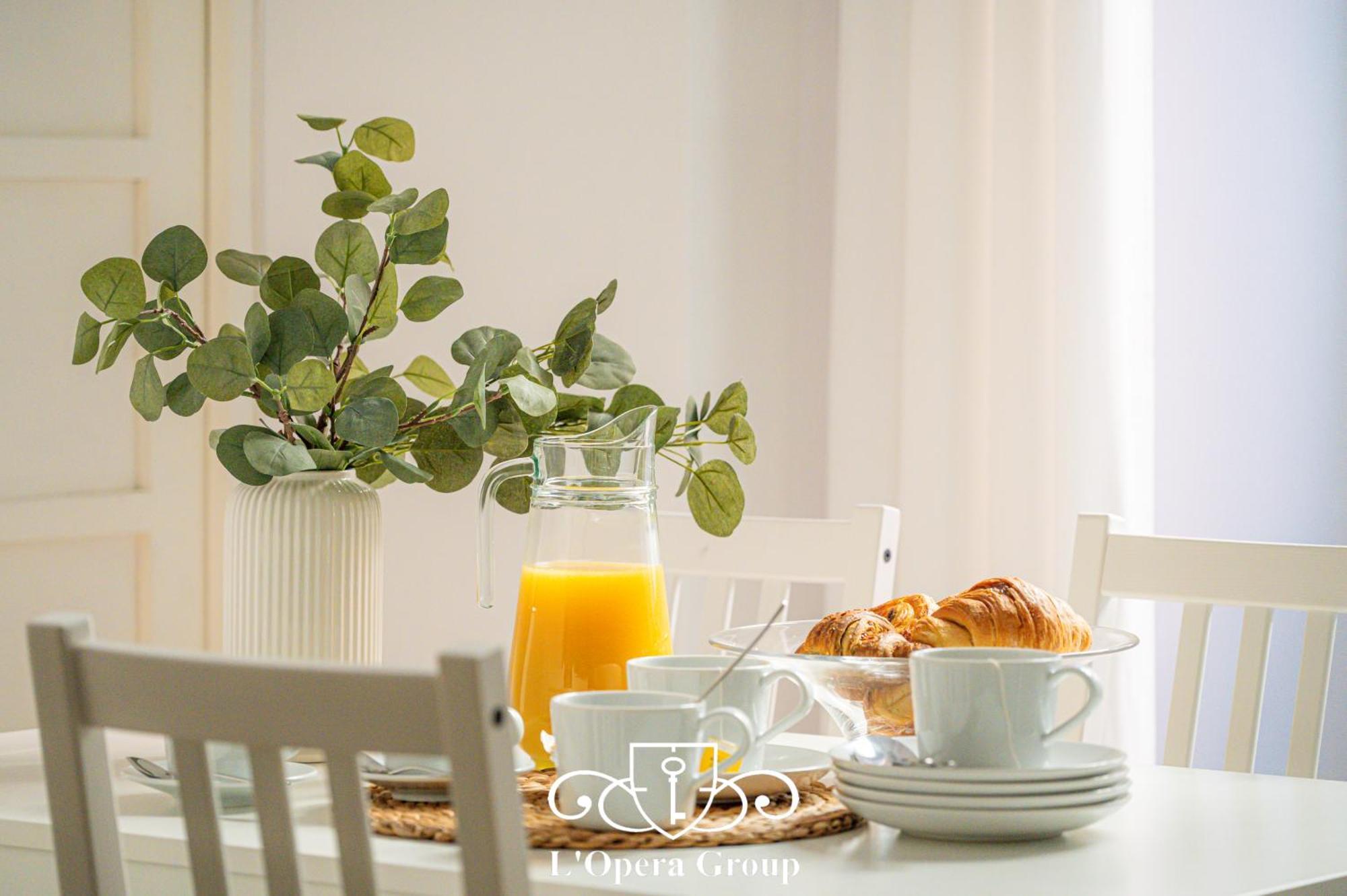 Mare E Teatro Apartment - L'Opera Group ลาสเปเซีย ภายนอก รูปภาพ